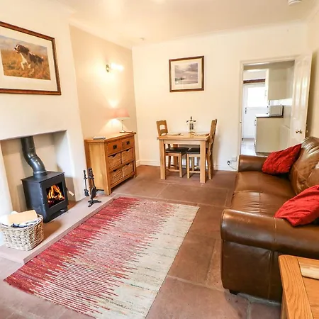 27 Bongate *