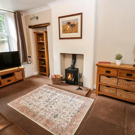 27 Bongate *