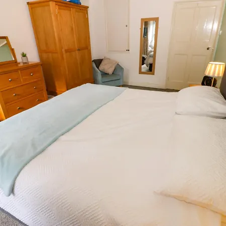 27 Bongate