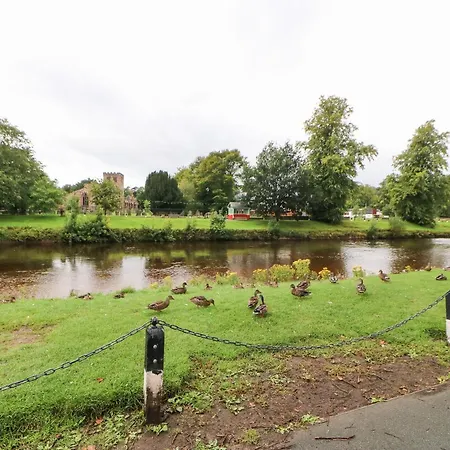 27 Bongate Hébergement de vacances *